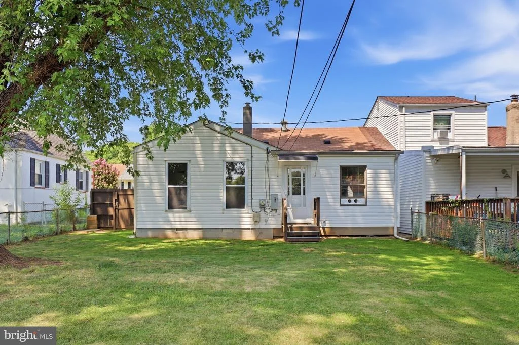Photo of 417 ELMWOOD ROAD