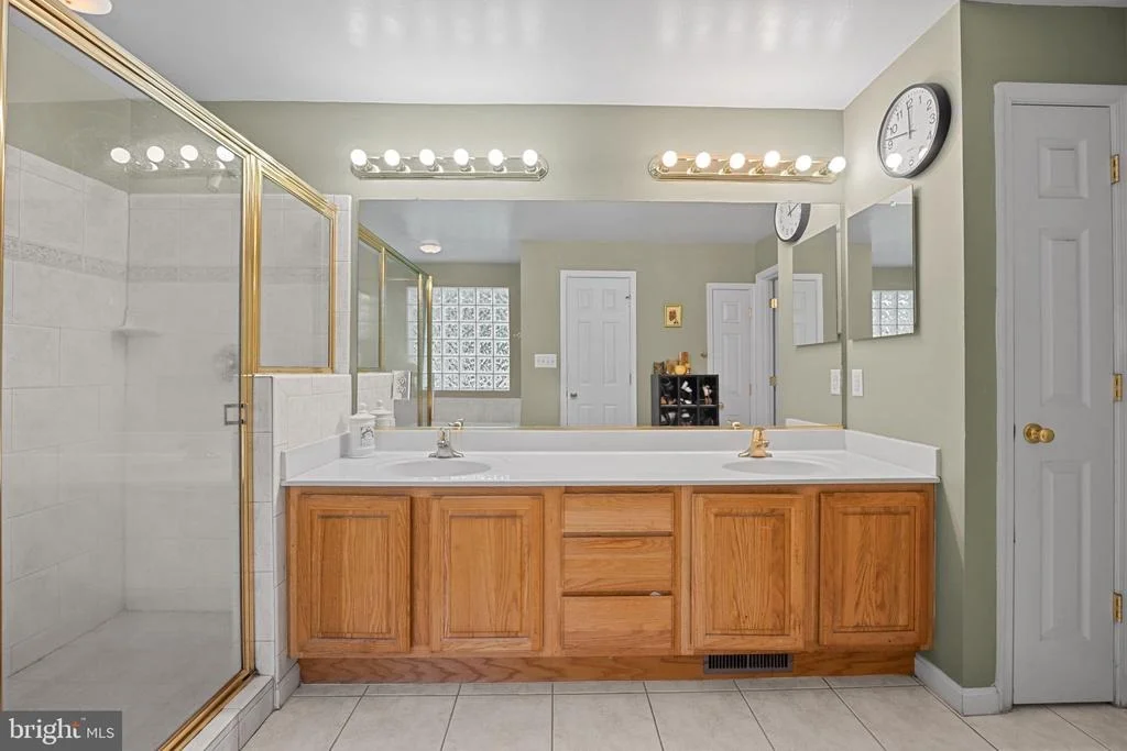 Photo of 23439 WATSON ROAD