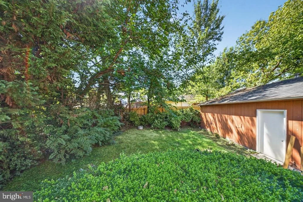 Photo of 2712 NEWTON STREET