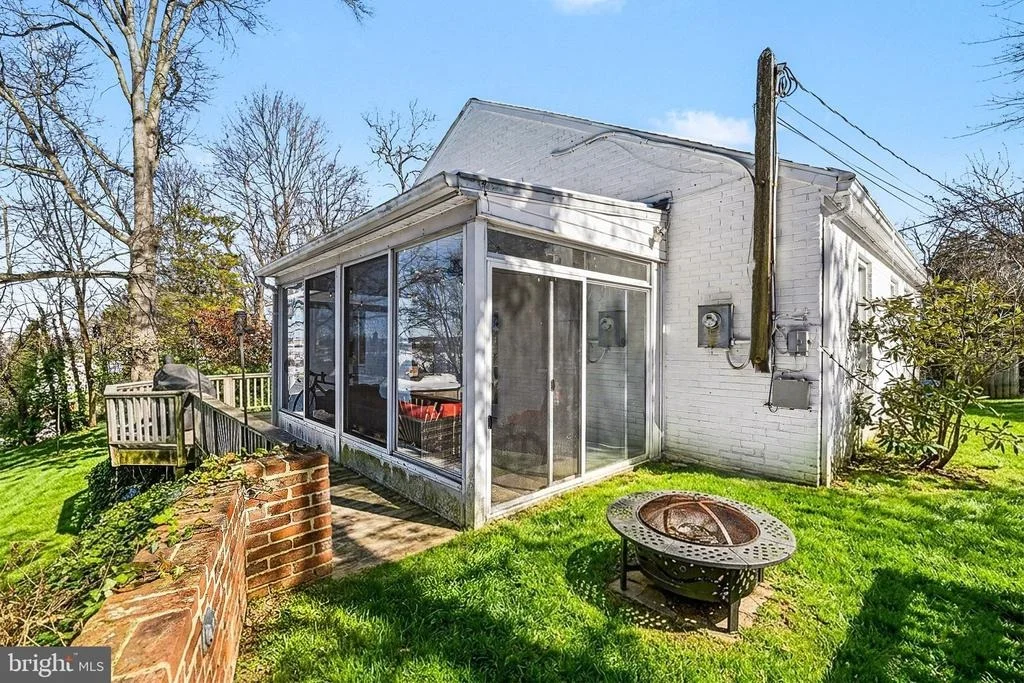 Photo of 3 MARBETH HILL