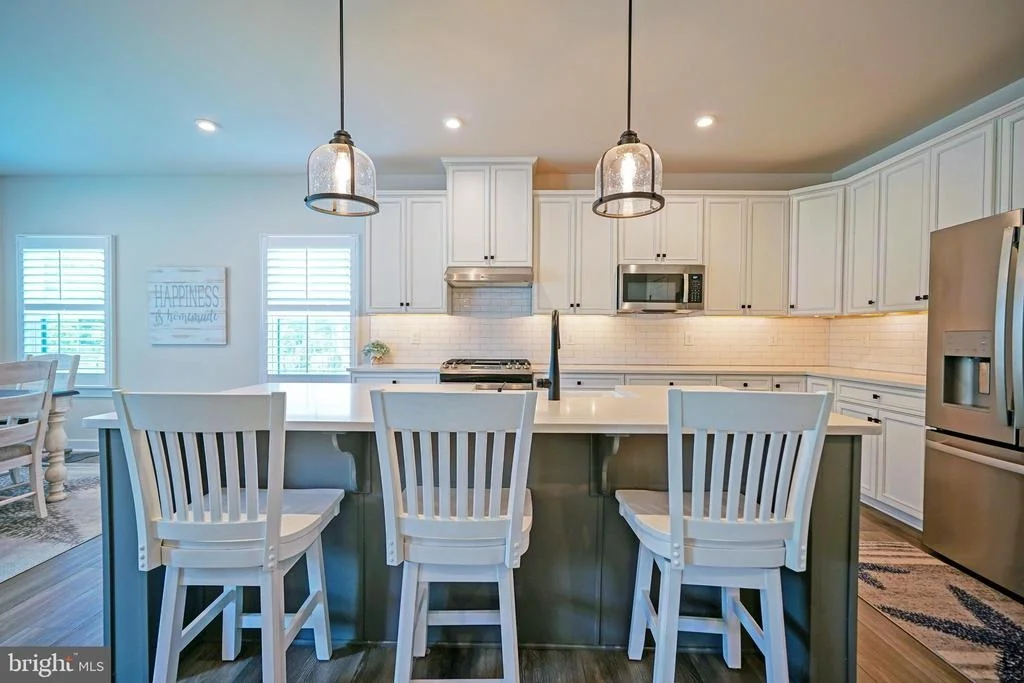 Photo of 32224 HERITAGE ROAD