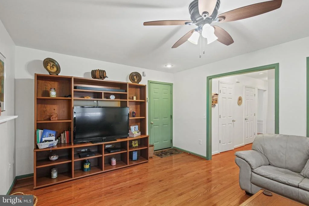 Photo of 7814 CROSSBAY DRIVE