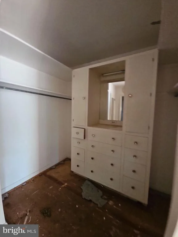 Photo of 10 OAK DRIVE