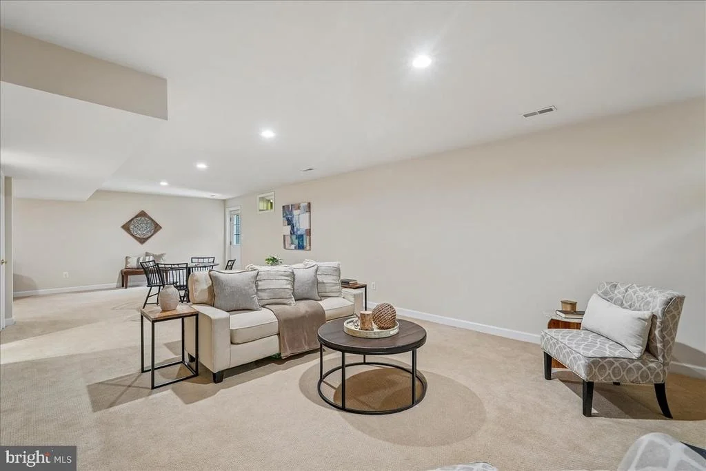Photo of 6322 HALSEY ROAD
