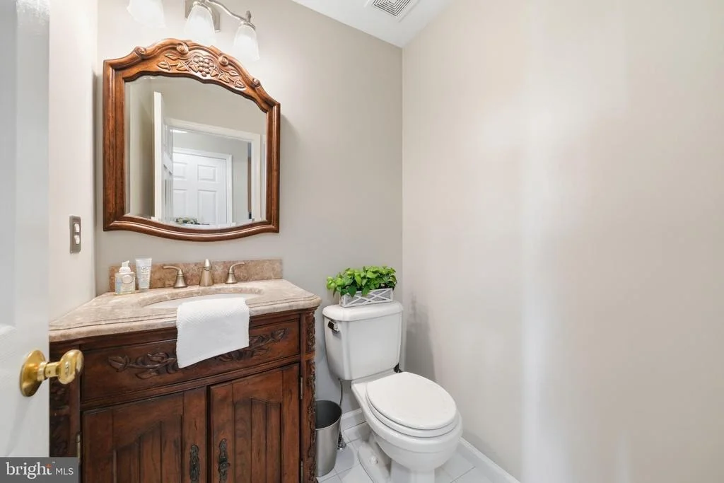 Photo of 4007 WINDWARD DRIVE
