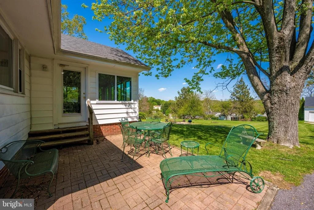Photo of 25103 OAK DRIVE