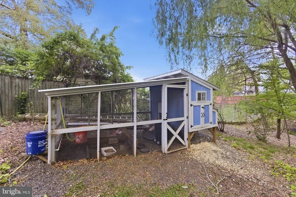 Photo of 13601 PENDLETON STREET