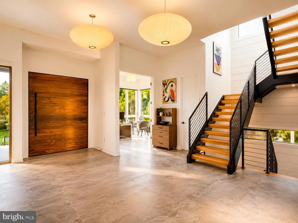 Photo of 1037 SPRINGVALE ROAD