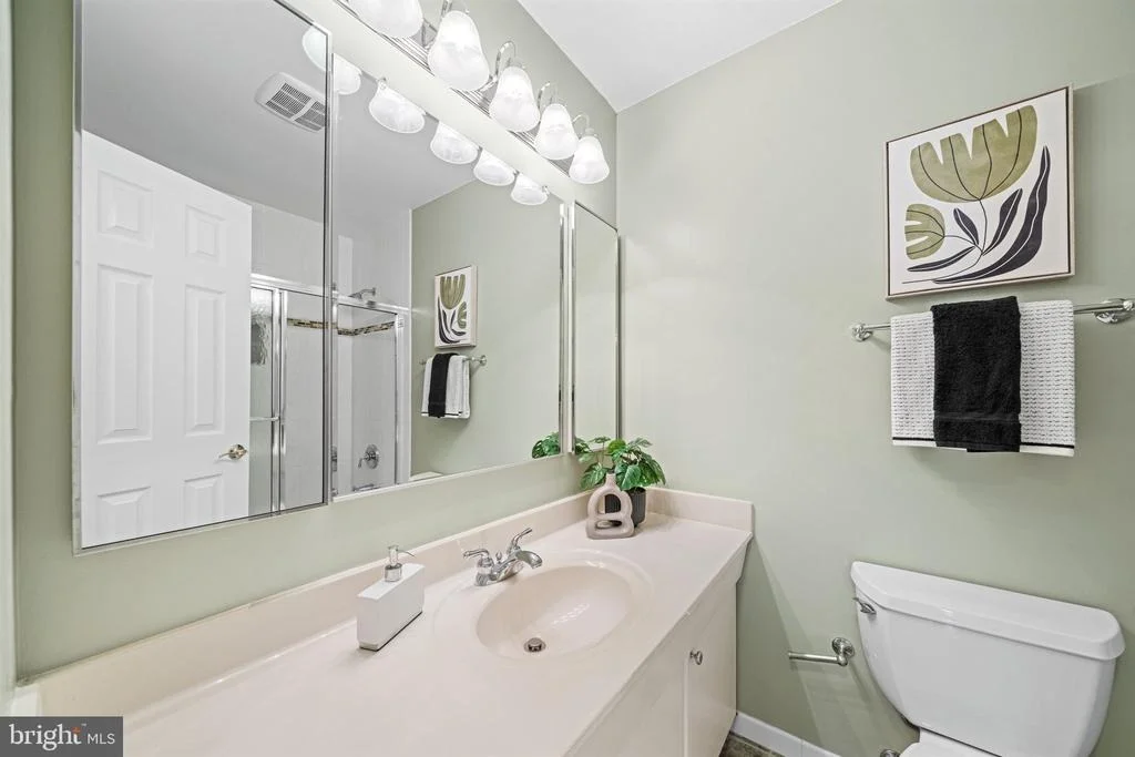 Photo of 8522 FAIRBURN DRIVE