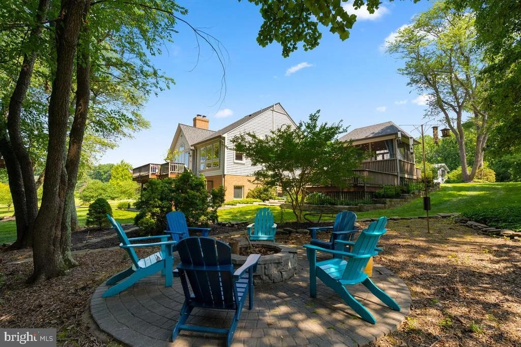 Photo of 17030 BARN RIDGE DRIVE