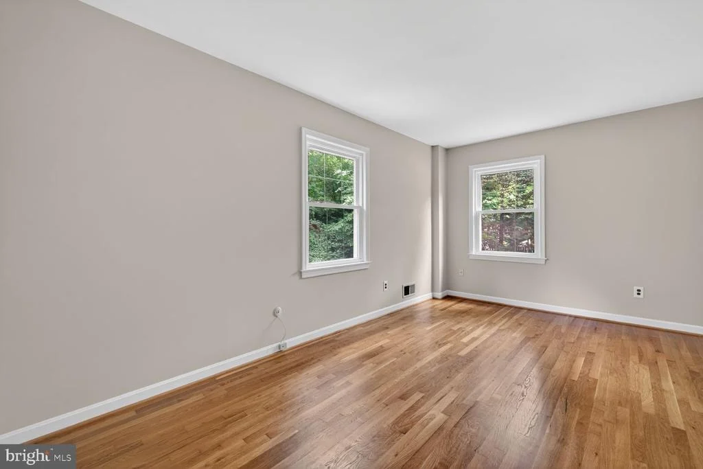 Photo of 1395 STRATTON DRIVE