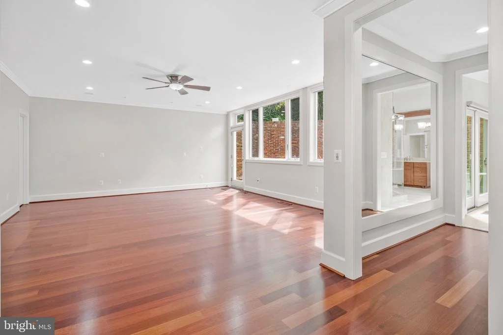 Photo of 1753 ARMY NAVY DRIVE