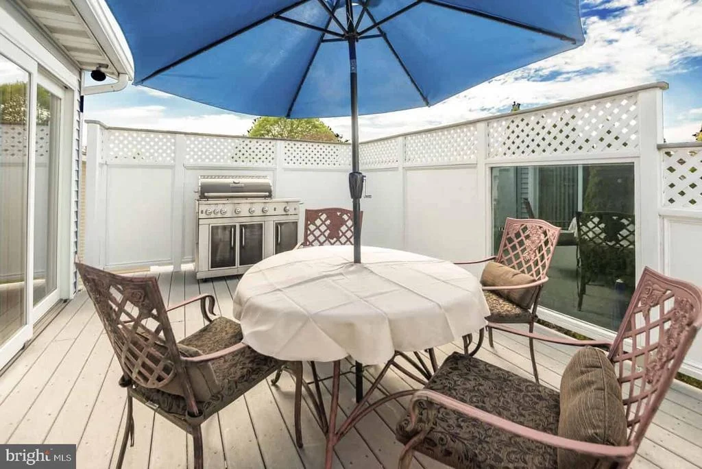 Photo of 908 HORIZON ROAD