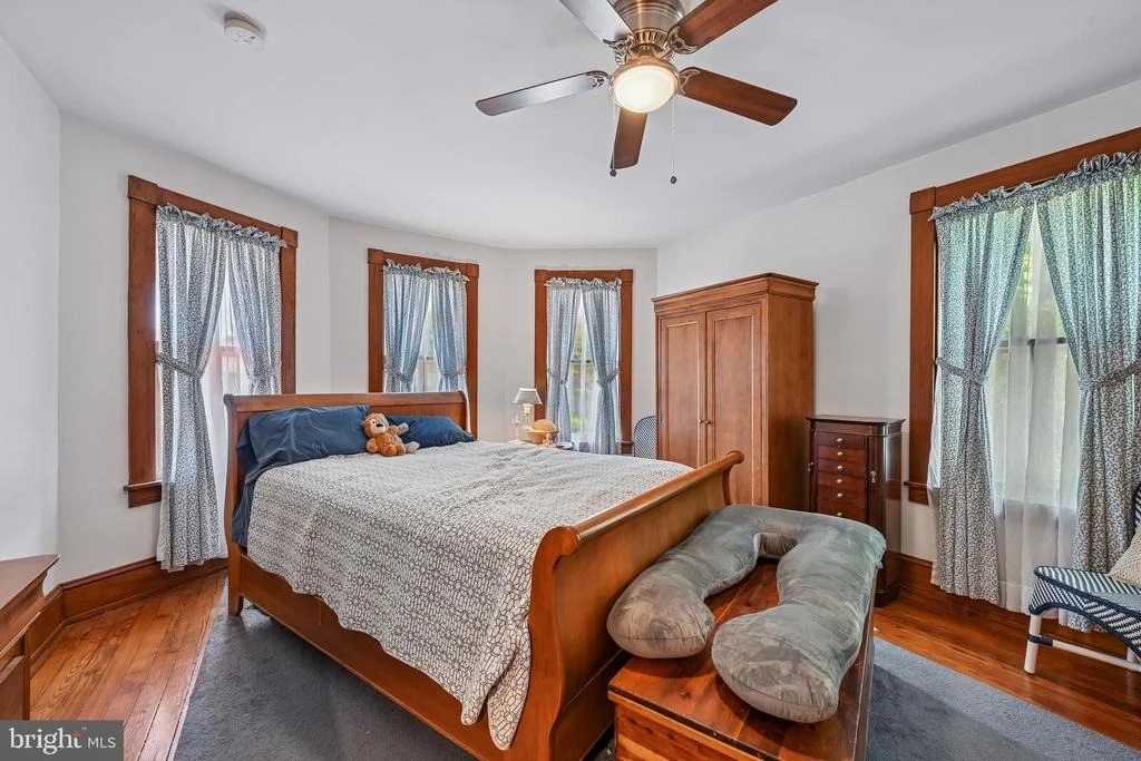 Photo of 20925 CLARKSBURG ROAD