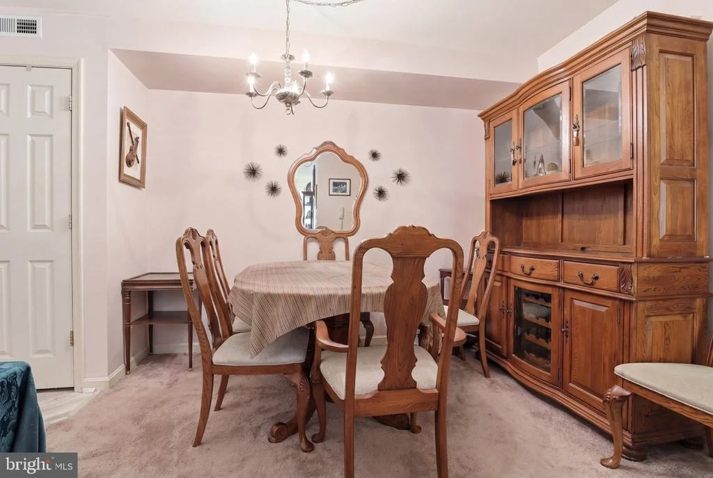 Photo of Unit 1B at 3840 NORMANDY DRIVE