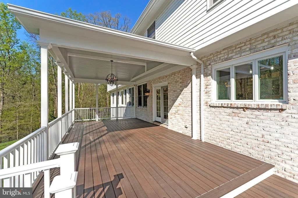 Photo of 8611 BROOK ROAD