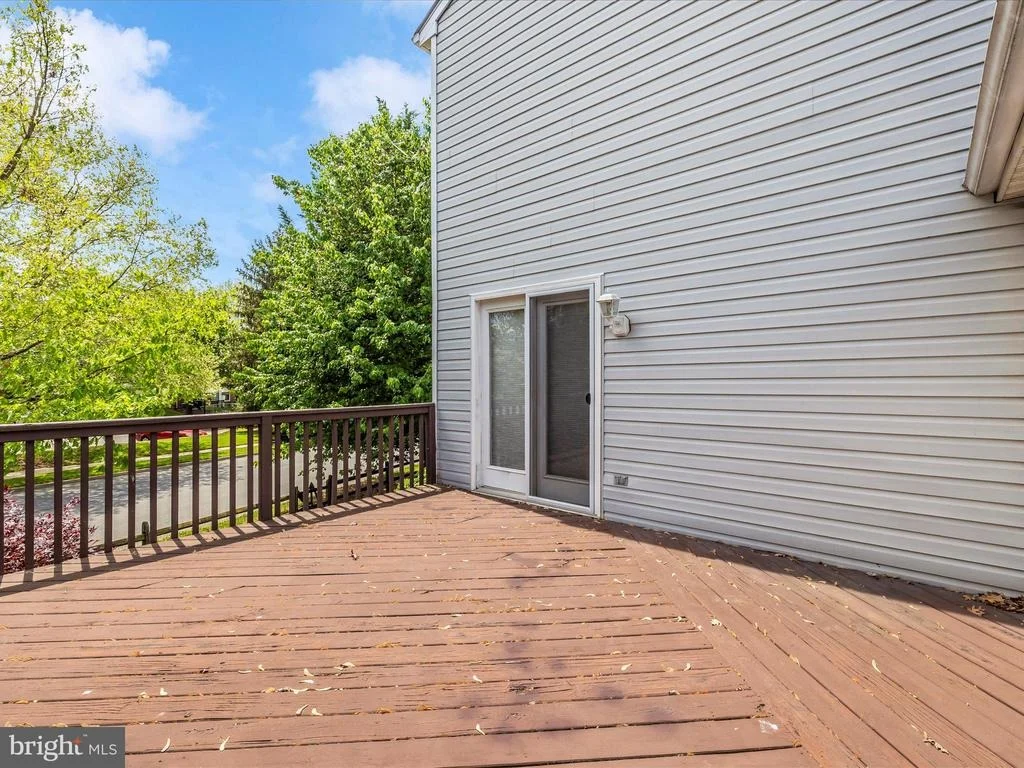 Photo of 2124 COLLINGWOOD LANE