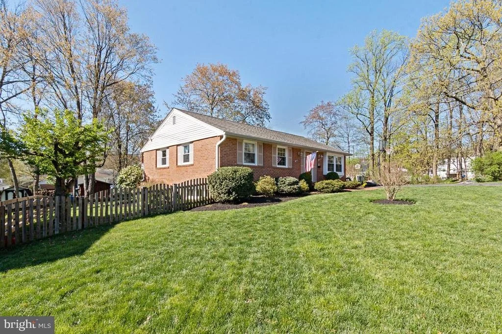 Photo of 1310 BROOK ROAD
