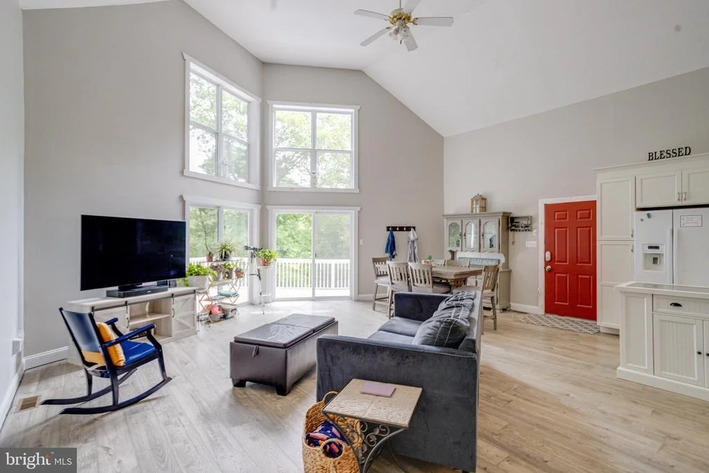 Photo of 44 ALGONQUIN DRIVE