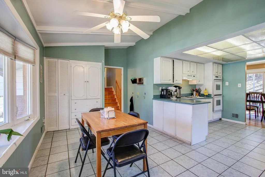 Photo of 906 LAMBERTON DRIVE
