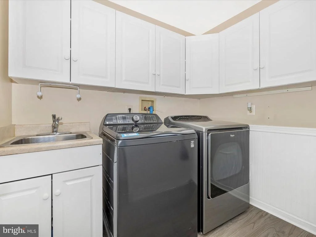 Photo of 6047 QUINN ROAD
