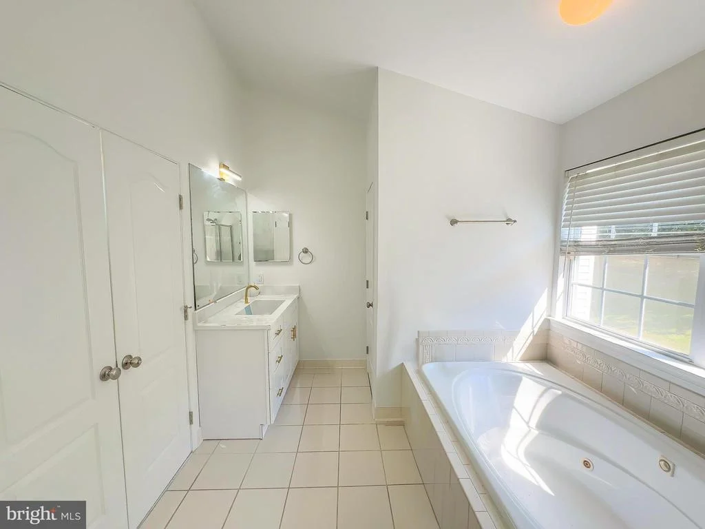 Photo of 2510 NICOL CIRCLE
