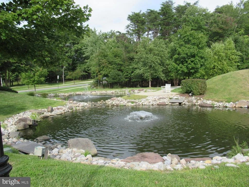 Photo of Unit 863F at 15301 PINE ORCHARD DRIVE