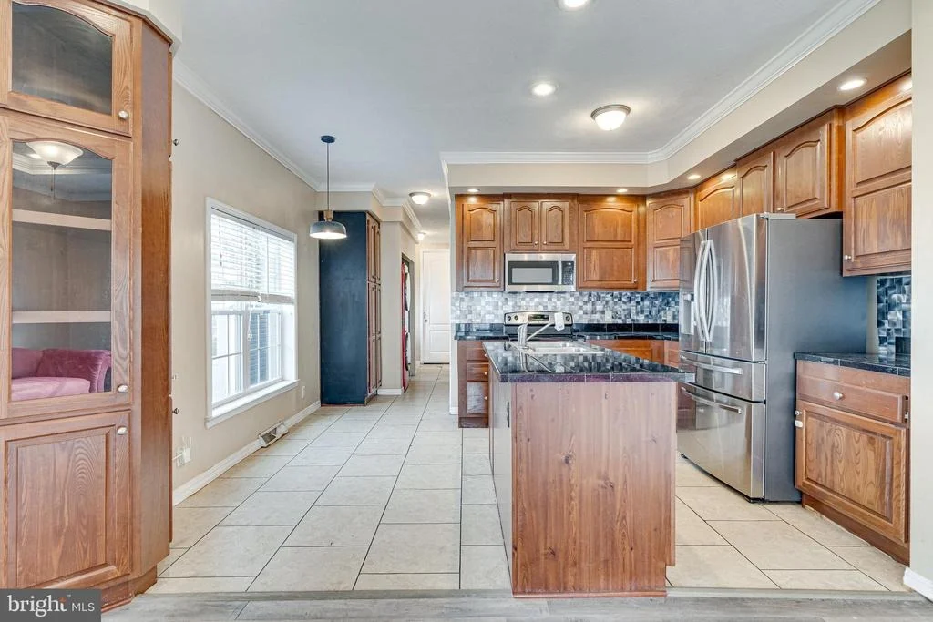 Photo of 4252 AIRLINE PARKWAY