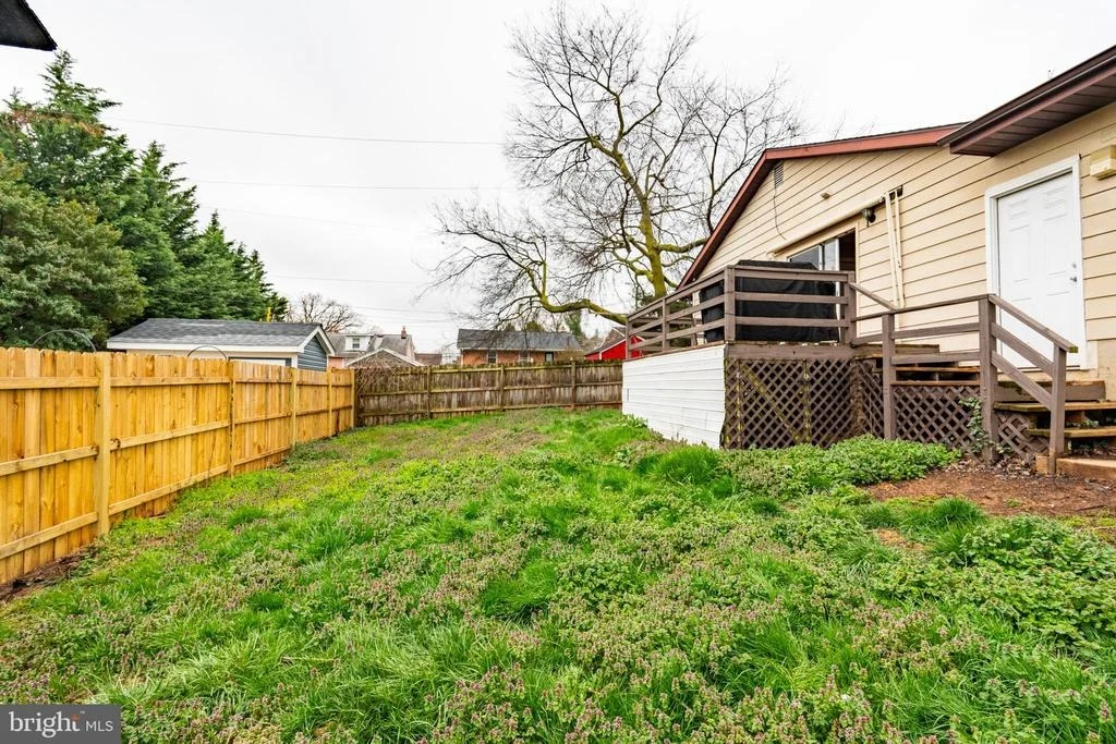 Photo of 102 LOCUST STREET