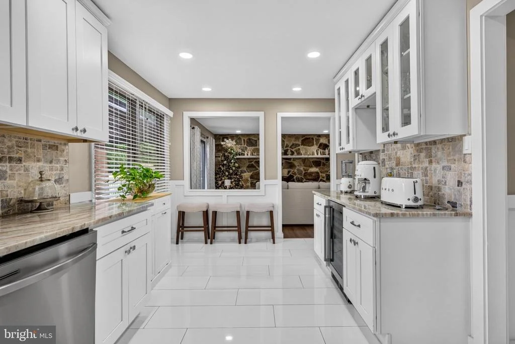 Photo of 1102 SPRINGDALE ROAD