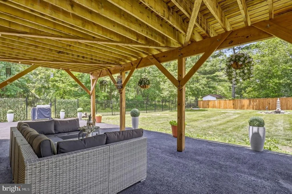 Photo of 15304 GOOD HOPE ROAD