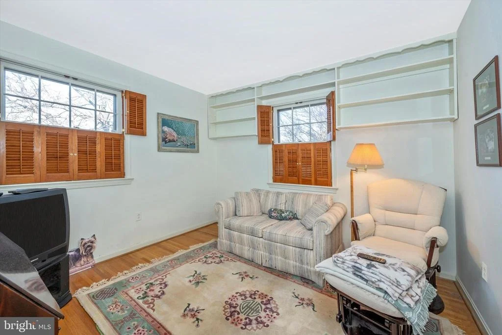 Photo of 13328 LOCKSLEY LANE