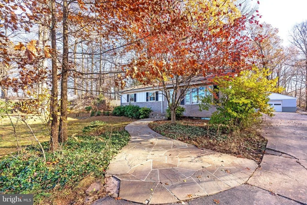 Photo of 12615 LEE HIGHWAY