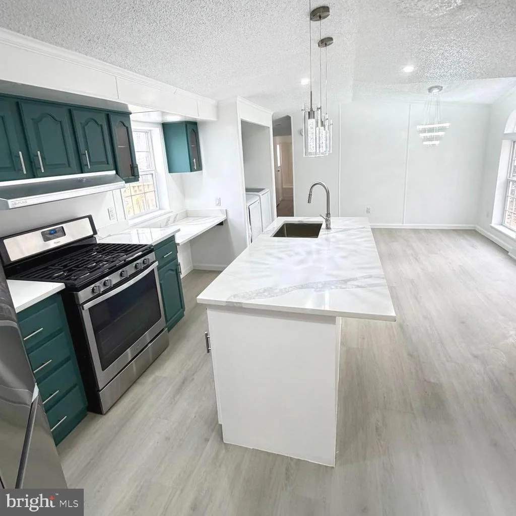 Photo of 4048 ABINGIN DRIVE