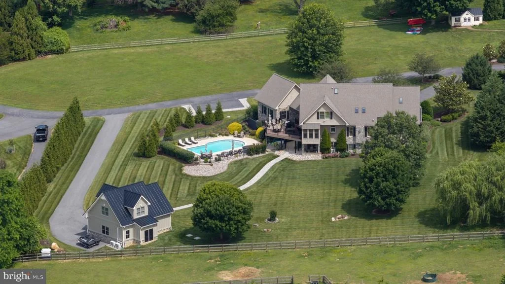 Photo of 8812 YELLOW SPRINGS ROAD