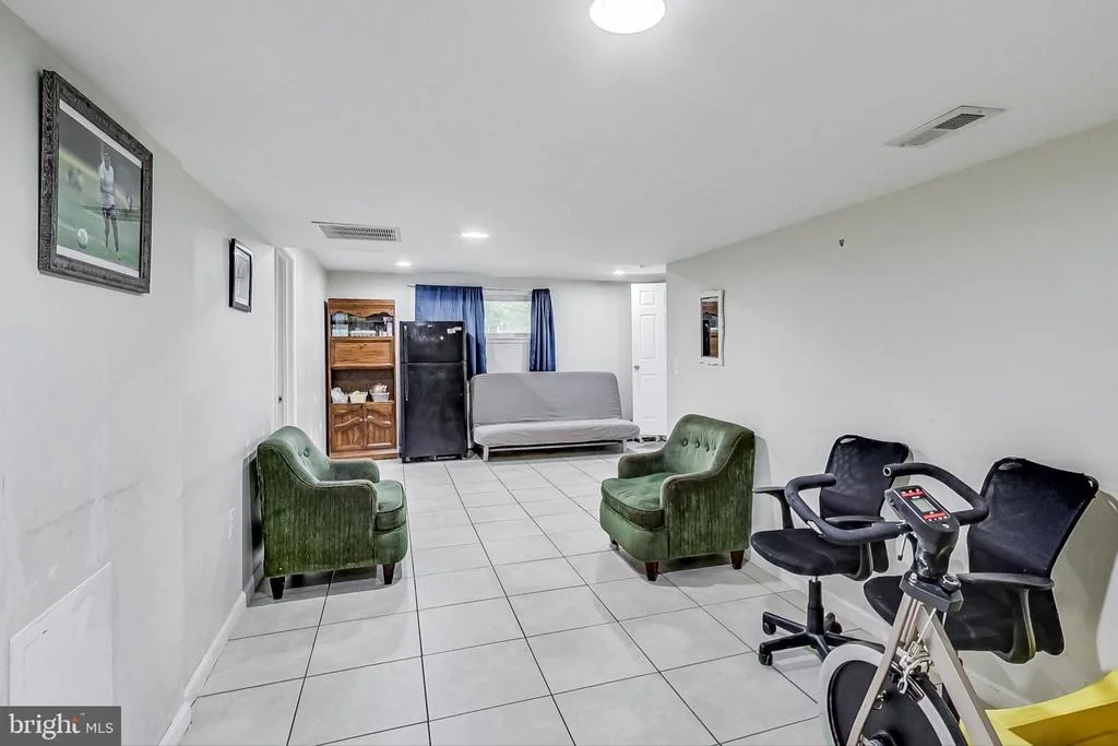 Photo of 13304 DAUPHINE STREET