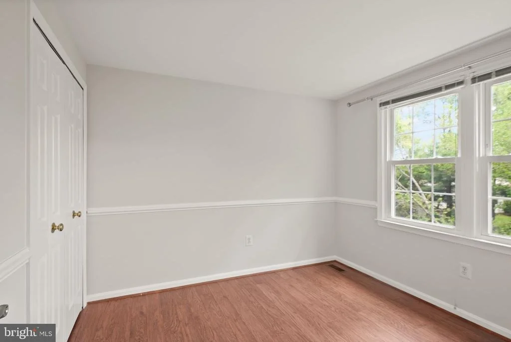 Photo of 2592 JOHN MILTON DRIVE