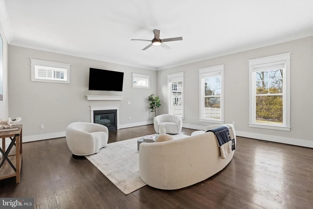 Photo of 10602 OAK PLACE