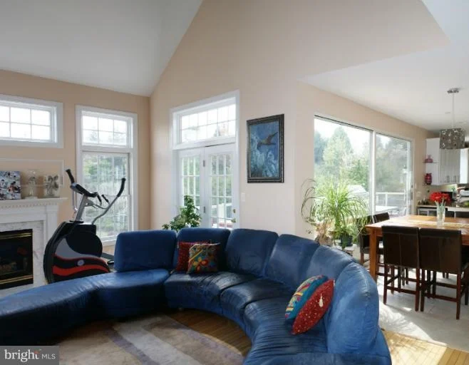 Photo of 18522 RELIANT DRIVE