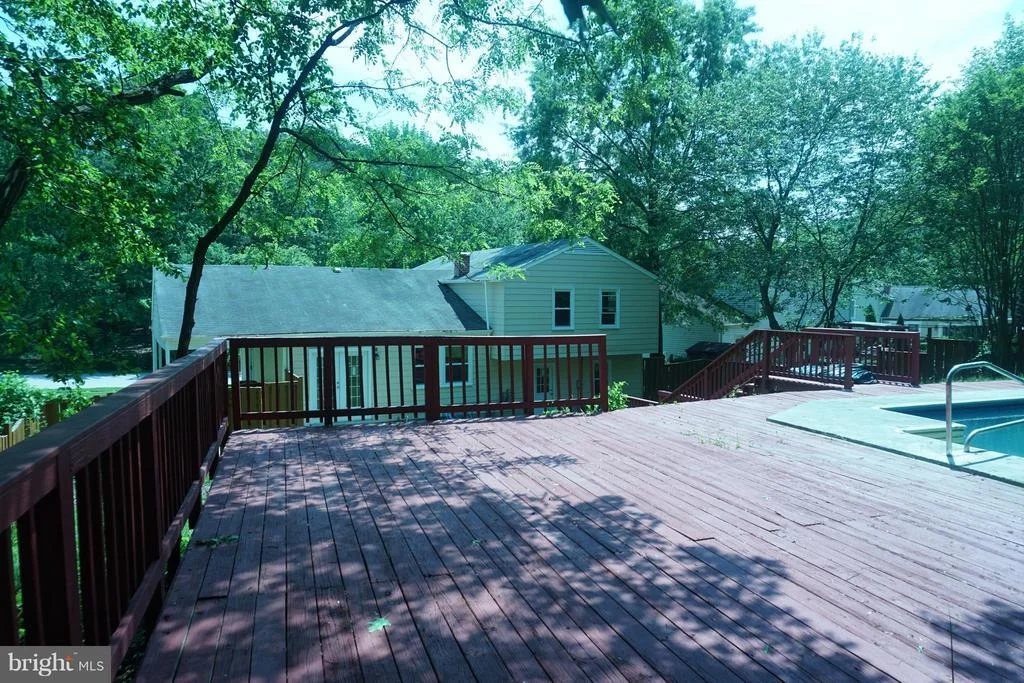 Photo of 8404 MAGNOLIA DRIVE
