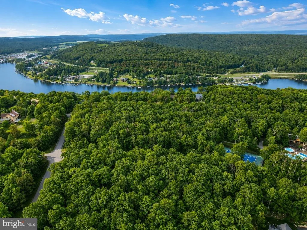 Photo of 97 MOUNTAINTOP ROAD