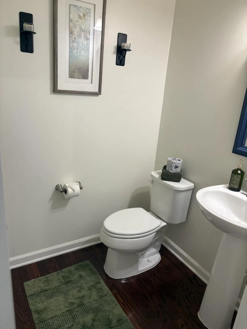 Photo of 824 VIRGINIA AVENUE
