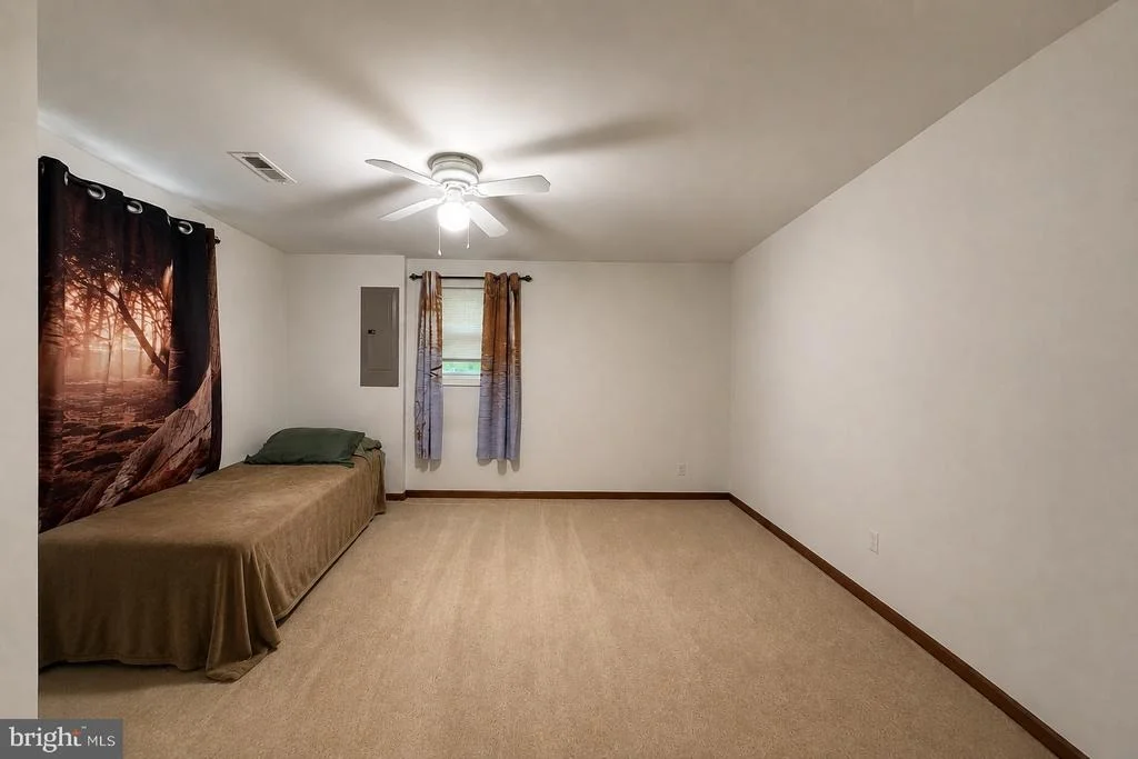 Photo of 40067 DOCKSER DRIVE