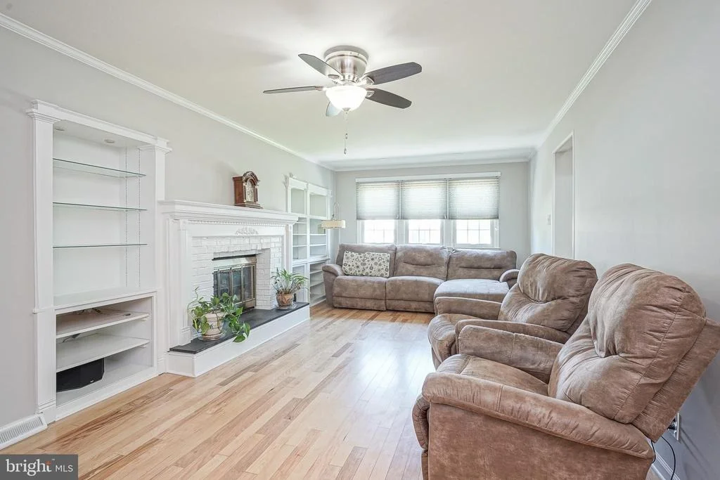 Photo of 1237 HEARTWOOD DRIVE