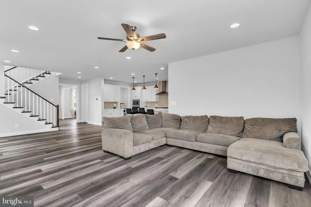 Photo of 41919 SPRING AIR DRIVE