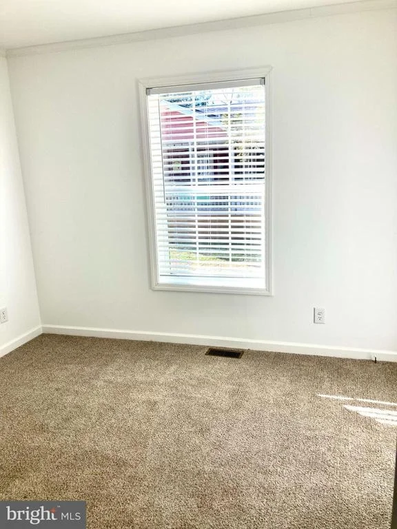 Photo of 17180 VALLEY DRIVE