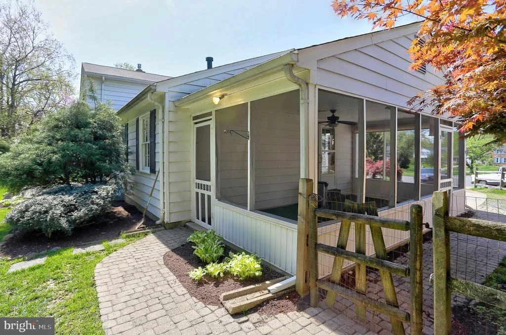 Photo of 15704 TASA PLACE