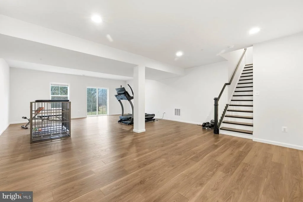 Photo of 2758 HILLFIELD DRIVE
