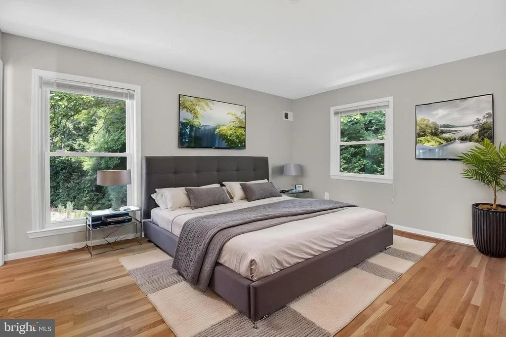Photo of 13601 VALLEY DRIVE