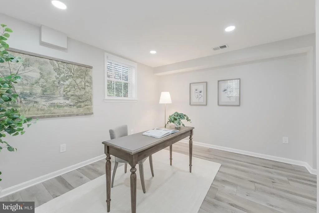 Photo of 8511 STABLE DRIVE